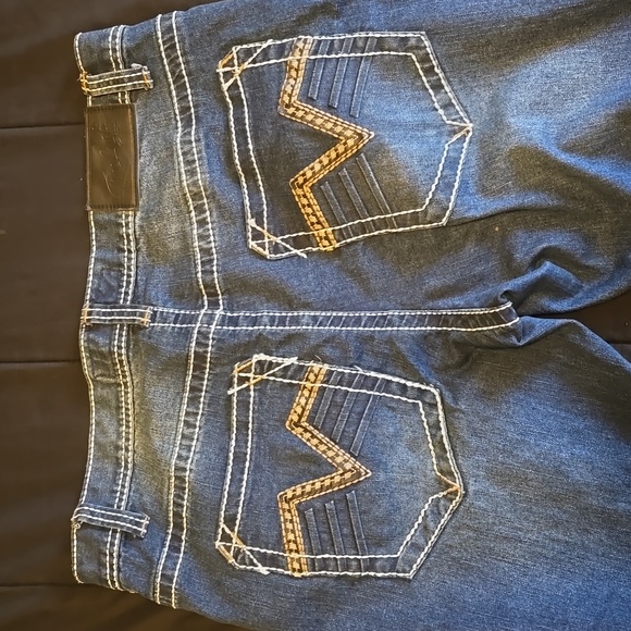 True Luck Jeans - Picture 6 of 6